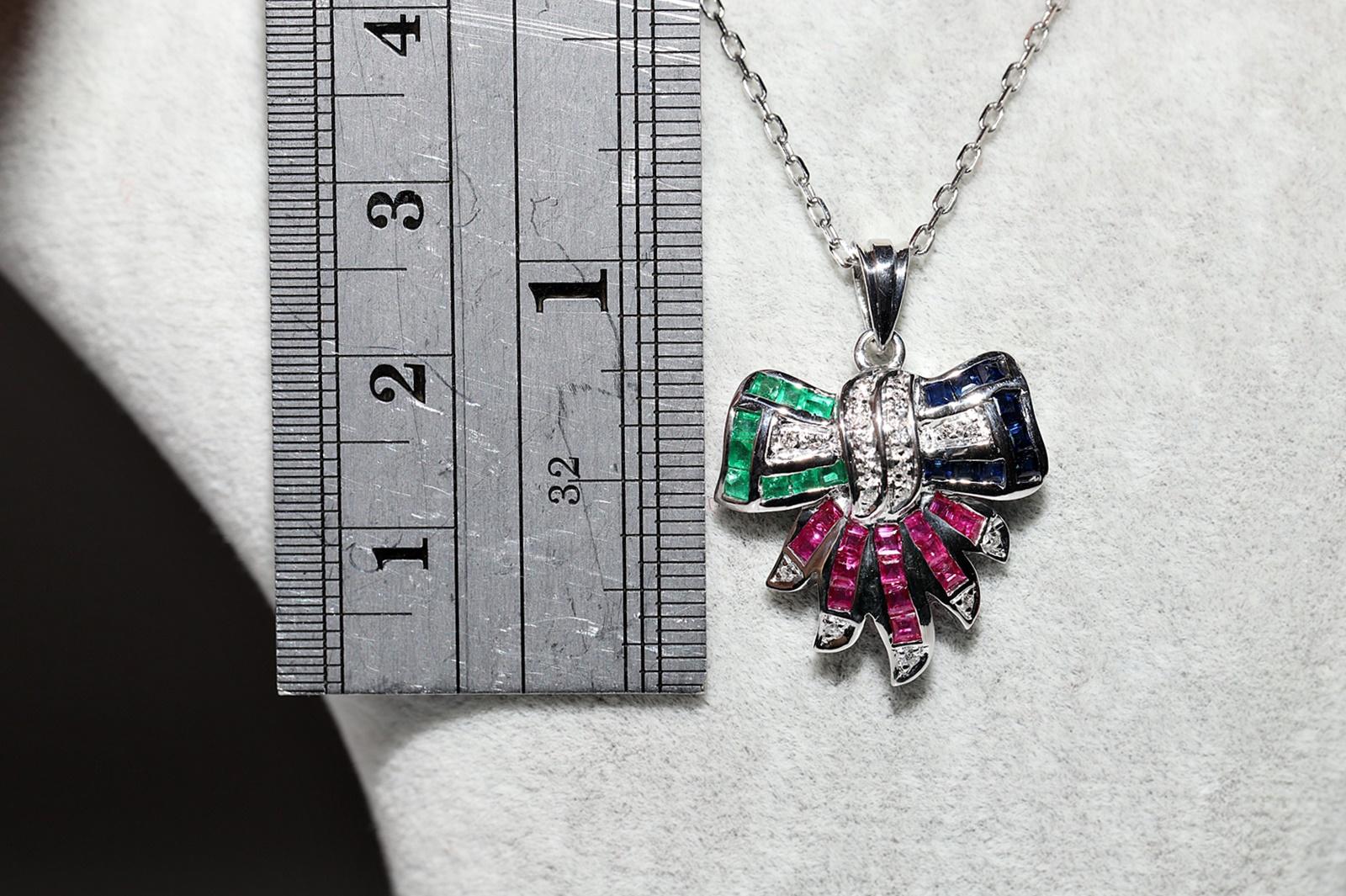 Brilliant Cut Vintage 18k Gold Natural Diamond And Caliber Emerald Sapphire Ruby Necklace For Sale