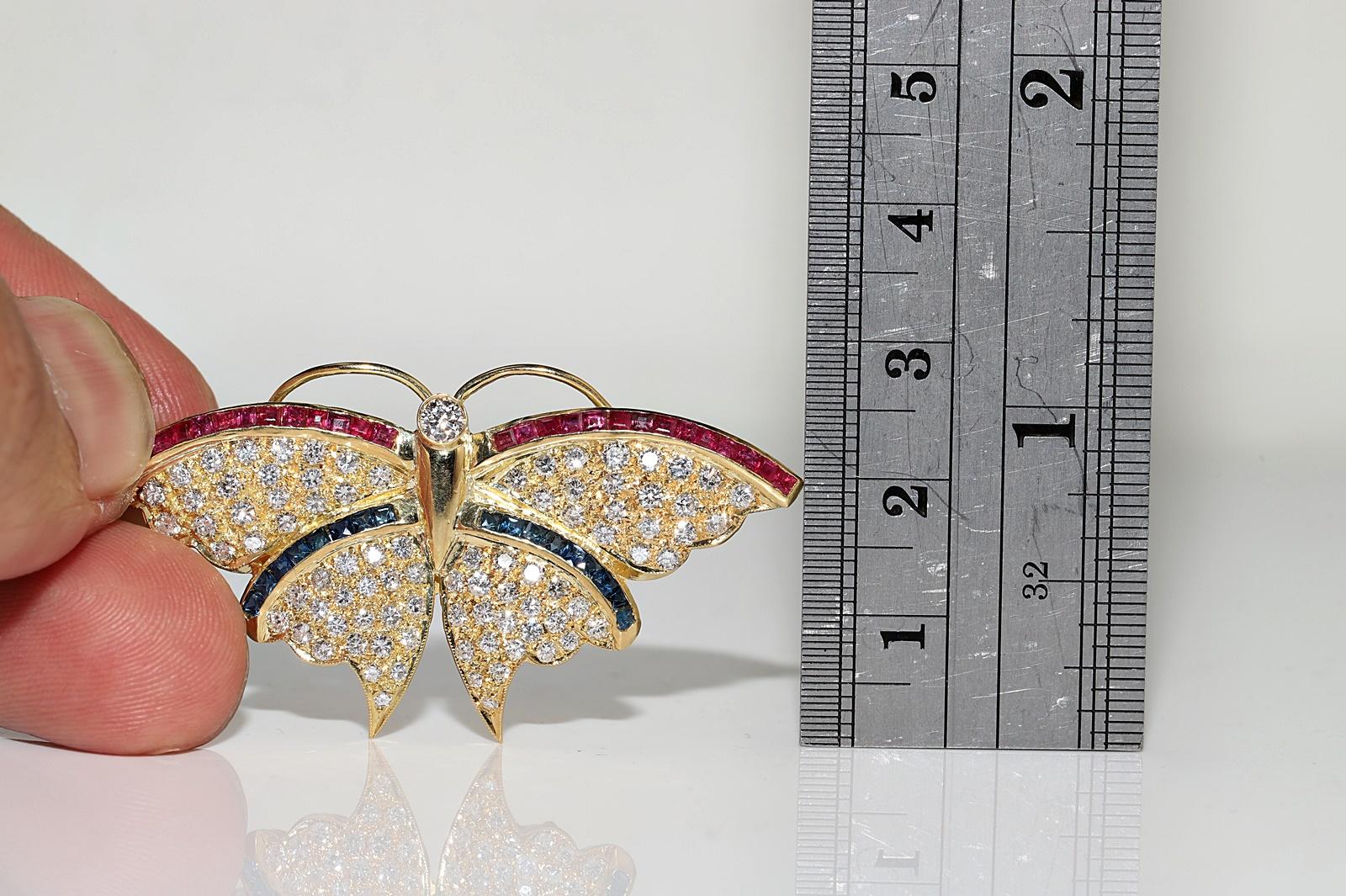Vintage 18k Gold Natural Diamond And Caliber Ruby And Sapphire Butterfly Brooch For Sale 5