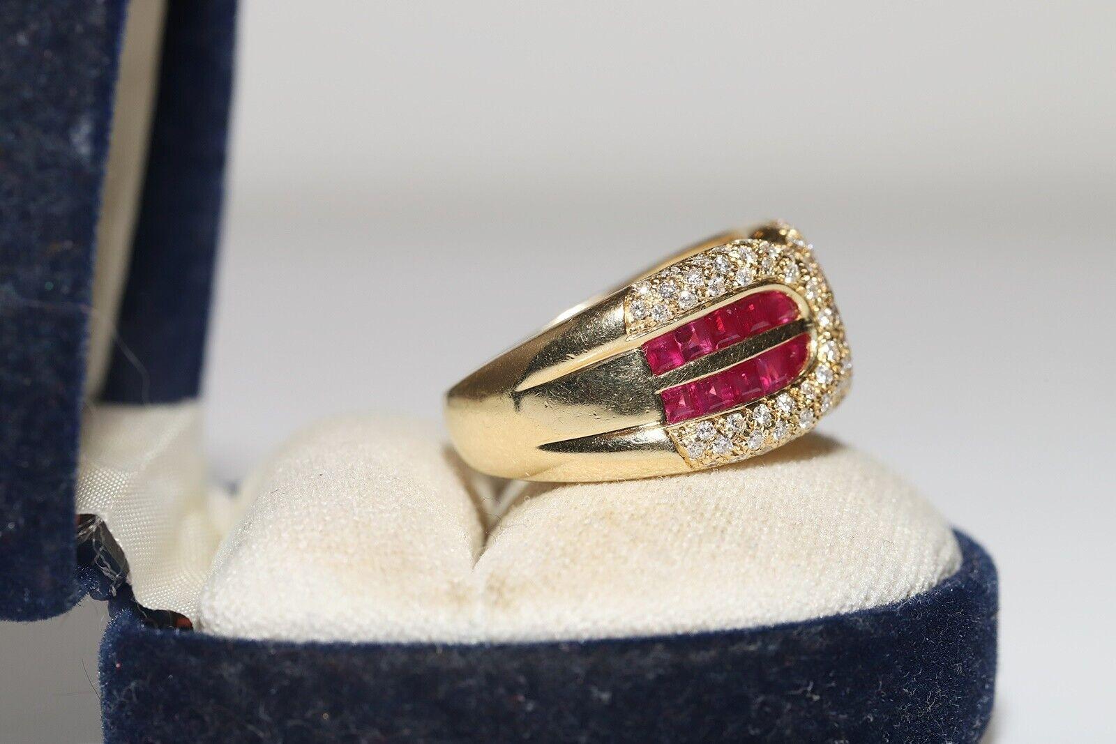 Anillo Tanque Vintage de Oro de 18k Decorado con Diamantes Naturales y Rubí Calibre Retro en venta