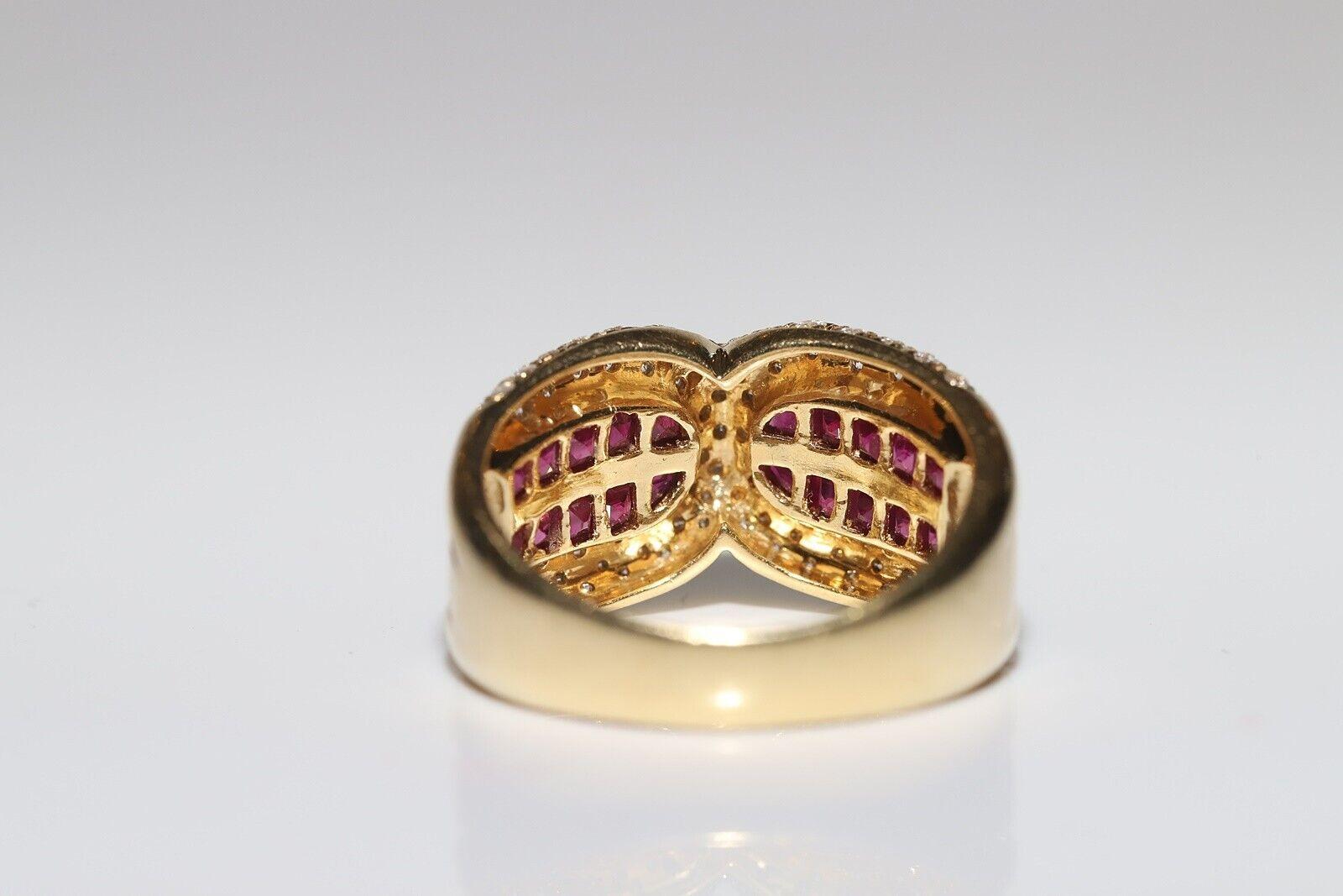 Anillo Tanque Vintage de Oro de 18k Decorado con Diamantes Naturales y Rubí Calibre en venta 1