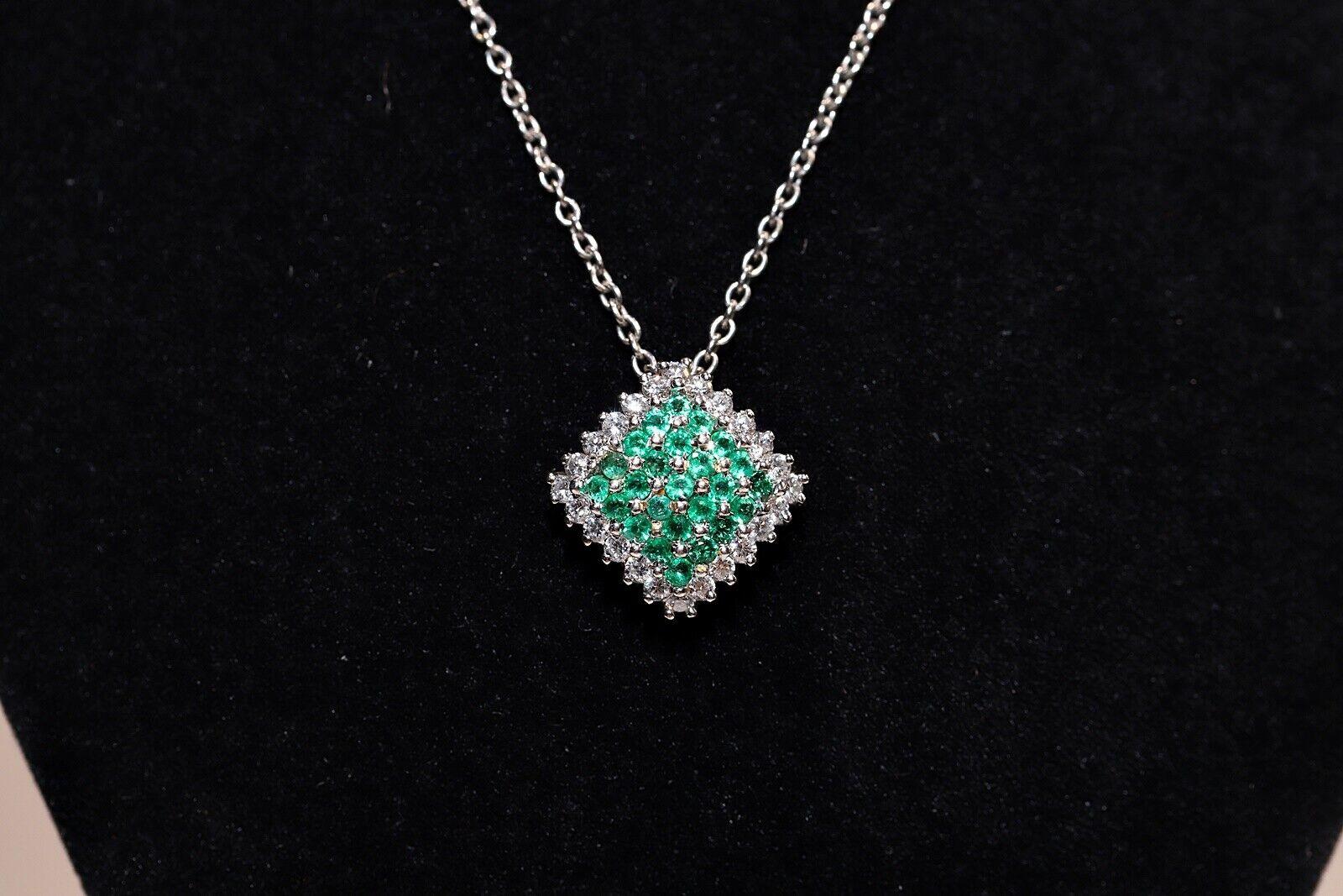 Halskette aus 18 Karat Gold mit natürlichen Diamanten und Smaragden, dekoriert im Angebot 5