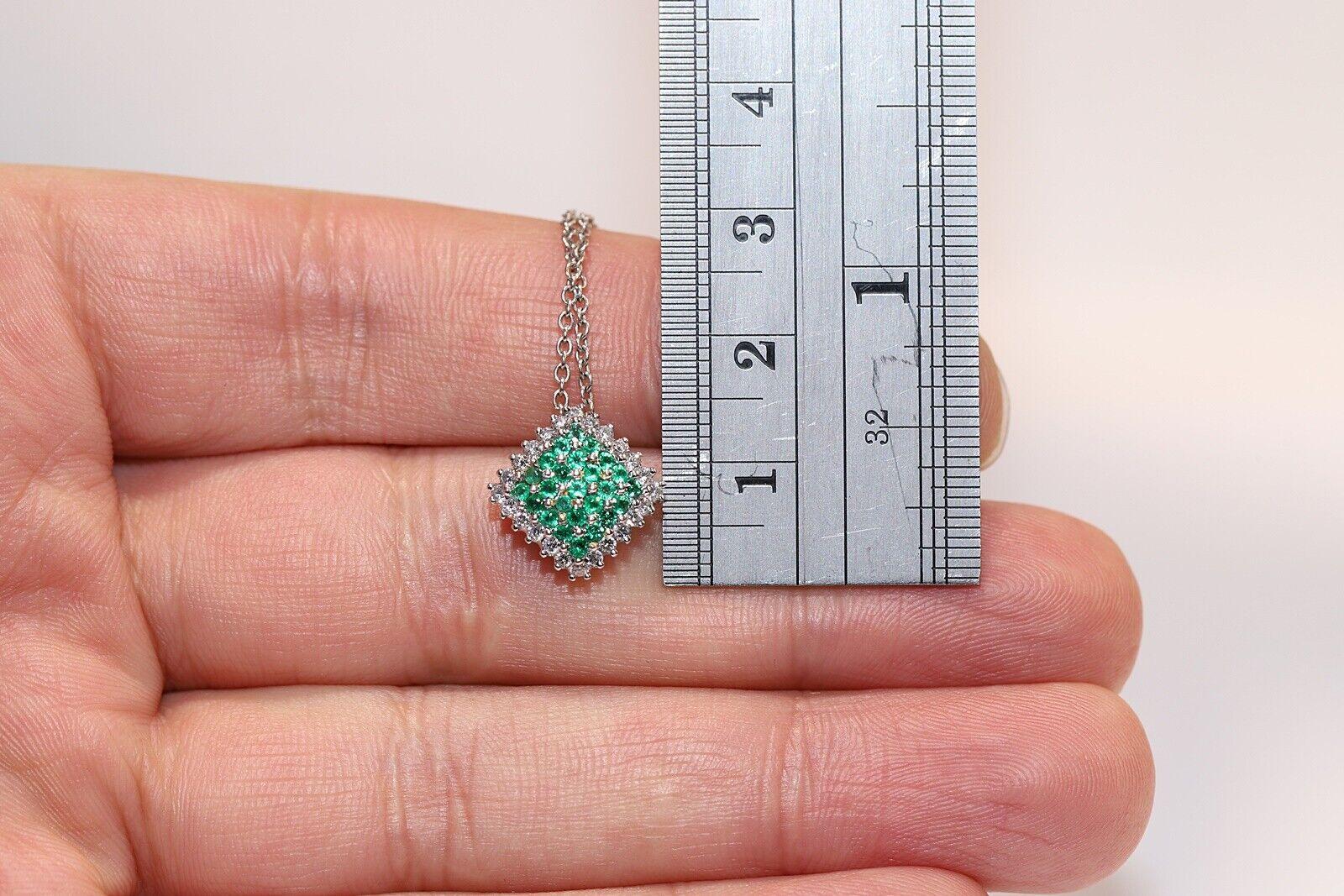 Vintage 18k Gold Natural Diamond And Emerald Decorated Necklace  In Good Condition For Sale In Fatih/İstanbul, 34