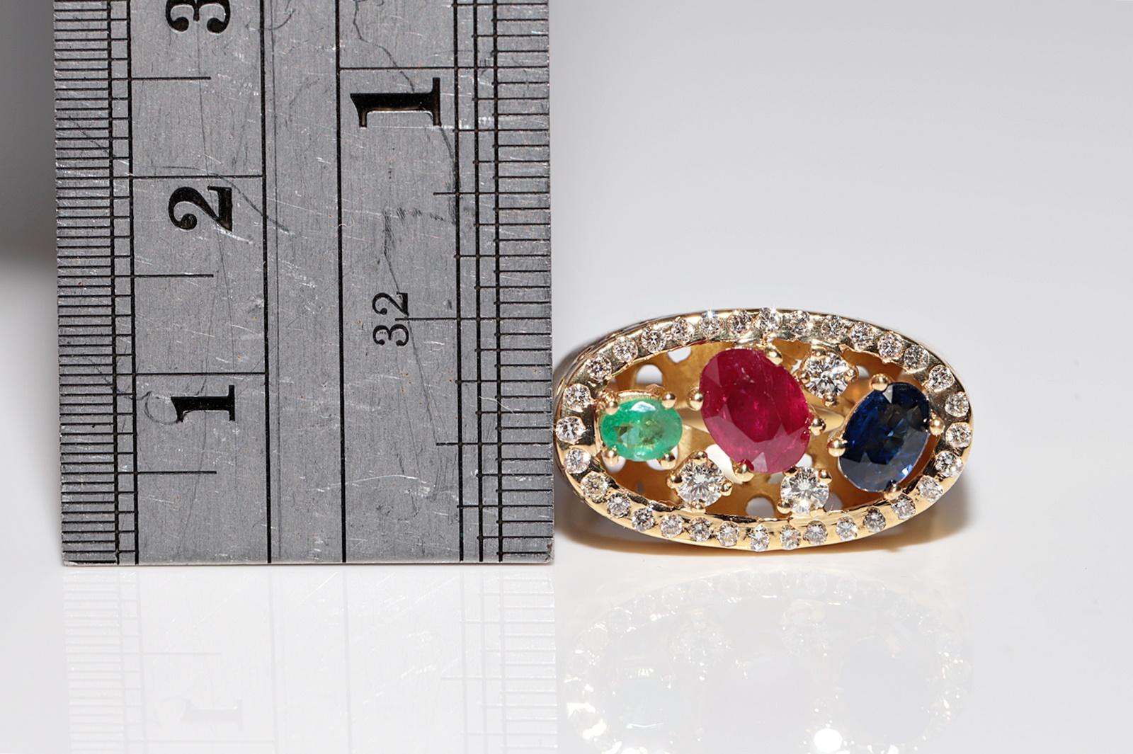 Vintage 18k Gold Natural Diamond And Emerald Sapphire Ruby Ring For Sale 10