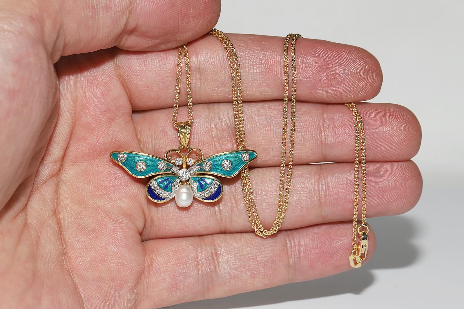 Vintage 18k Gold Natural Diamond And Enamel Butterfly Pendant Necklace For Sale 8