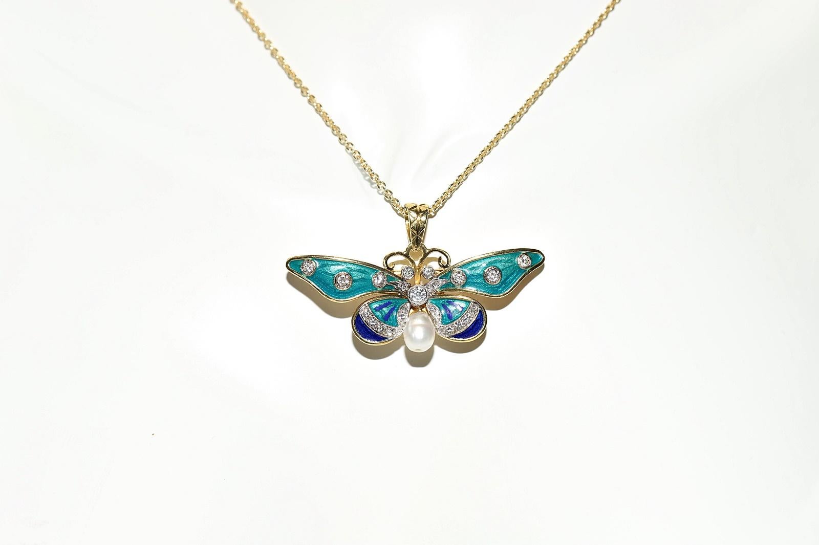Retro Vintage 18k Gold Natural Diamond And Enamel Butterfly Pendant Necklace For Sale