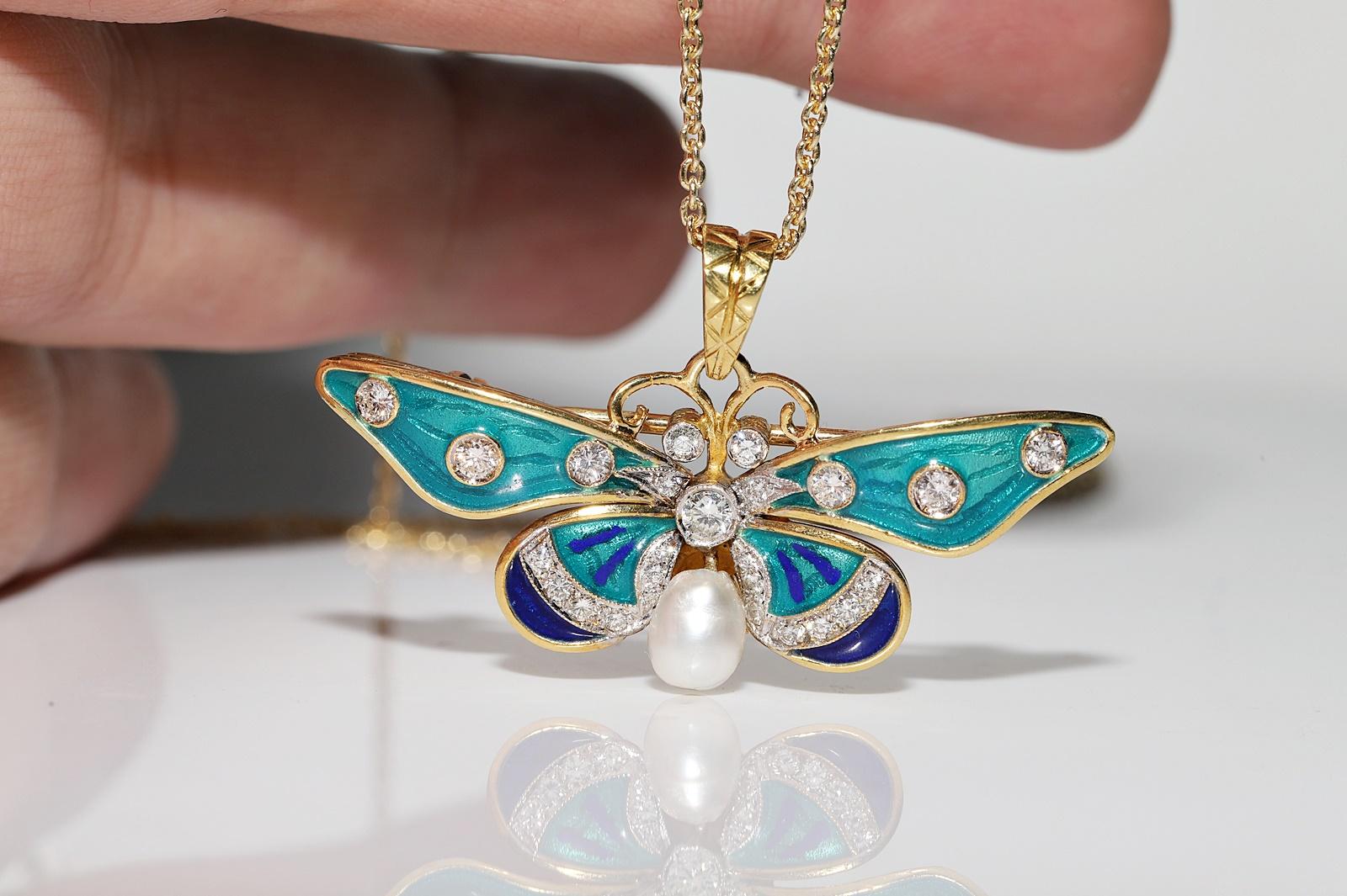 Vintage 18k Gold Natural Diamond And Enamel Butterfly Pendant Necklace In Good Condition For Sale In Fatih/İstanbul, 34