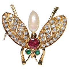 Vintage  18k Gold Natural Diamond And Ruby And Emerald Bee brooch