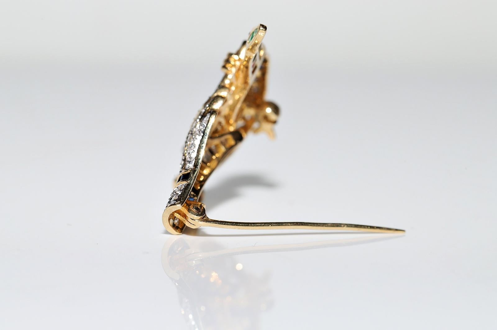 Vintage 18k Gold Natural Diamond And Ruby And Emerald Sapphire Bird Brooch For Sale 4