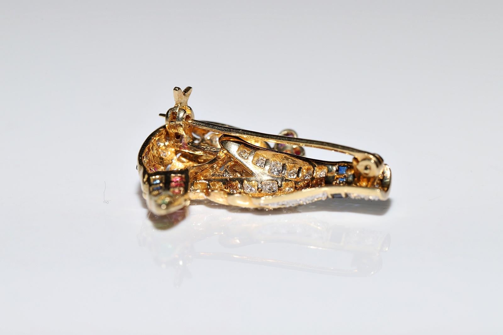 Vintage 18k Gold Natural Diamond And Ruby And Emerald Sapphire Bird Brooch For Sale 8