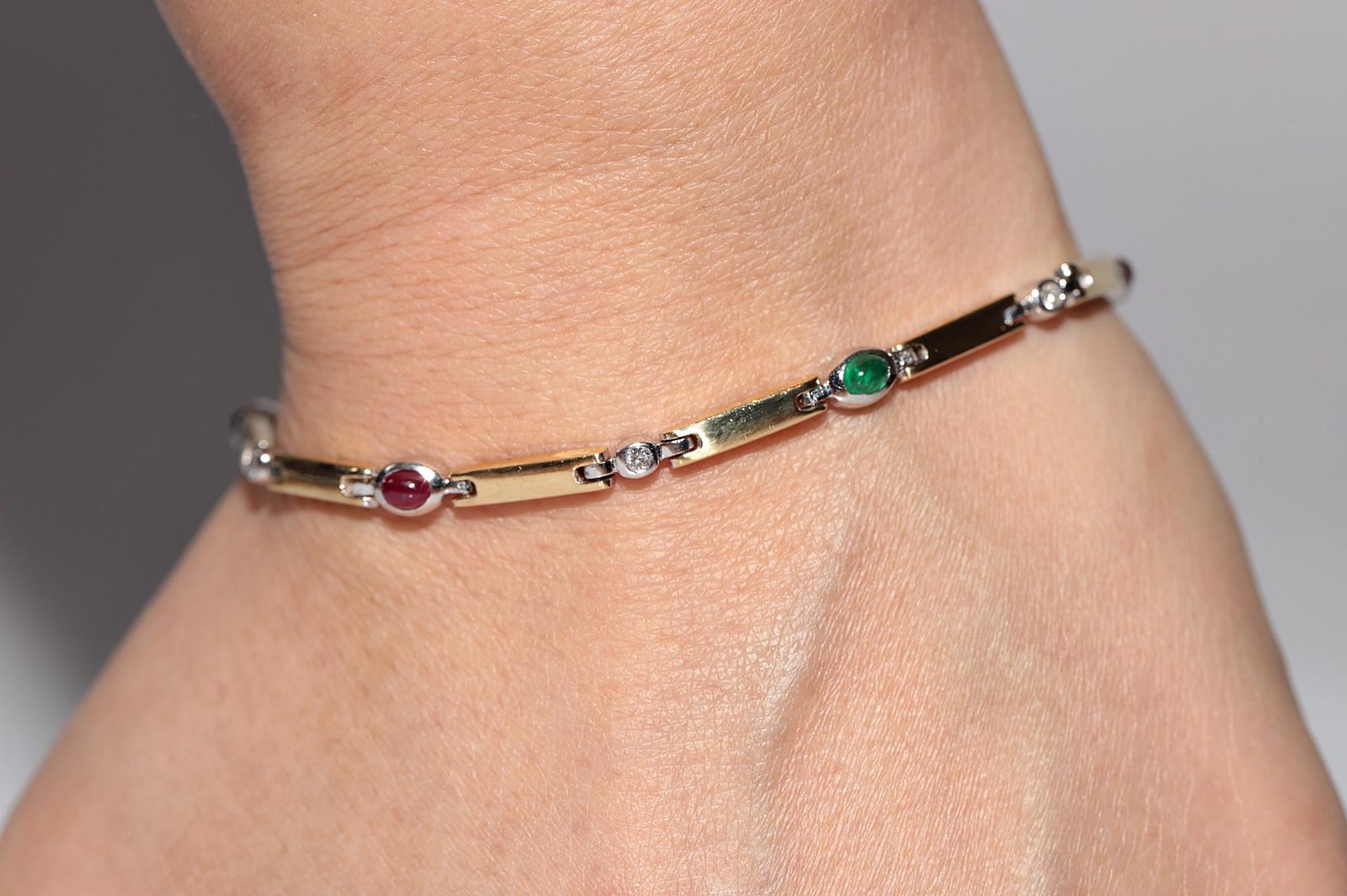 Armband aus 18 Karat Gold mit natürlichem Diamanten, Rubinen, Saphiren und Smaragden im Angebot 11