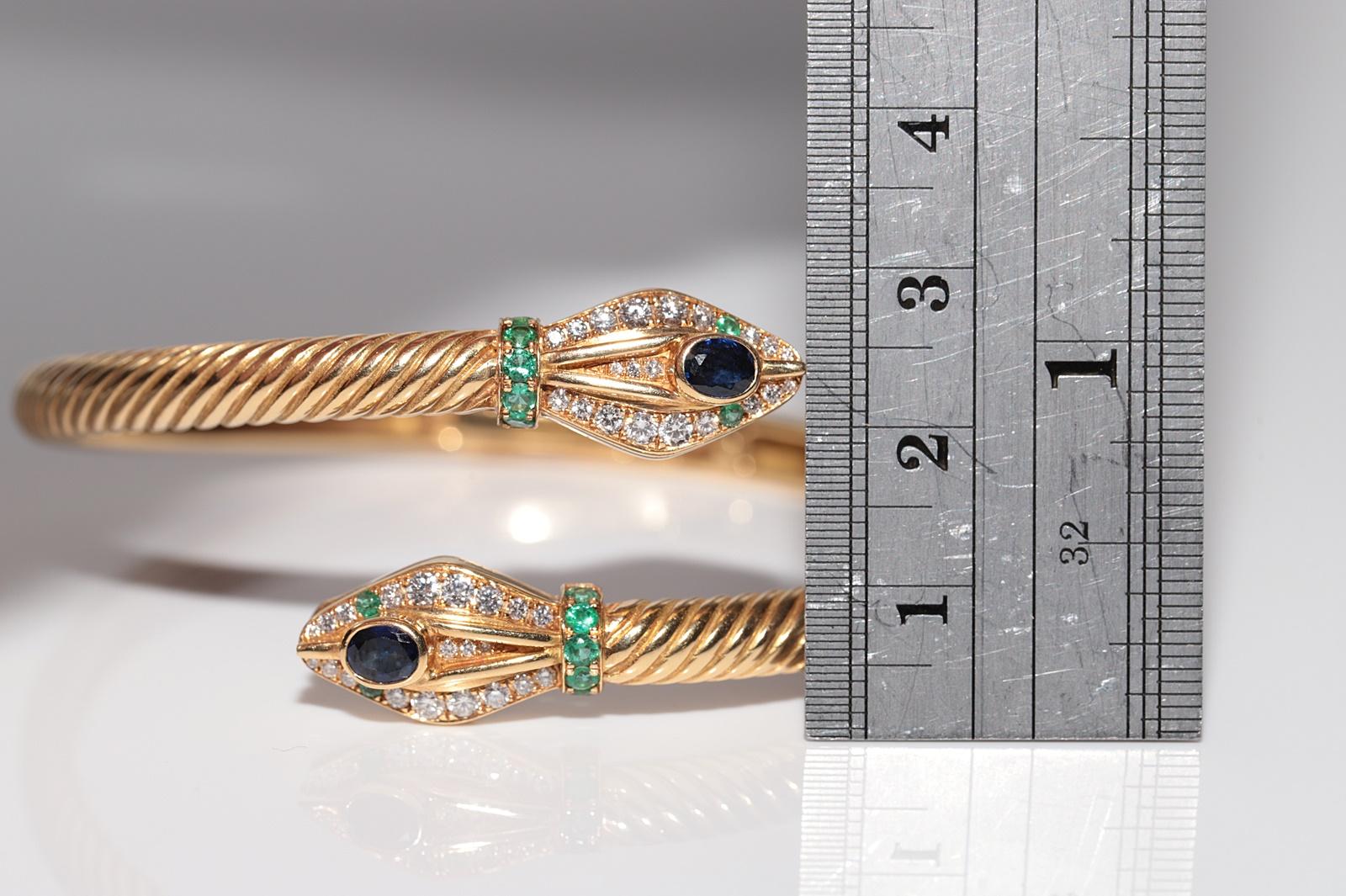 Vintage 18k Gold Natural Diamond And Sapphire Emerald Bangle Snake Bracelet For Sale 4