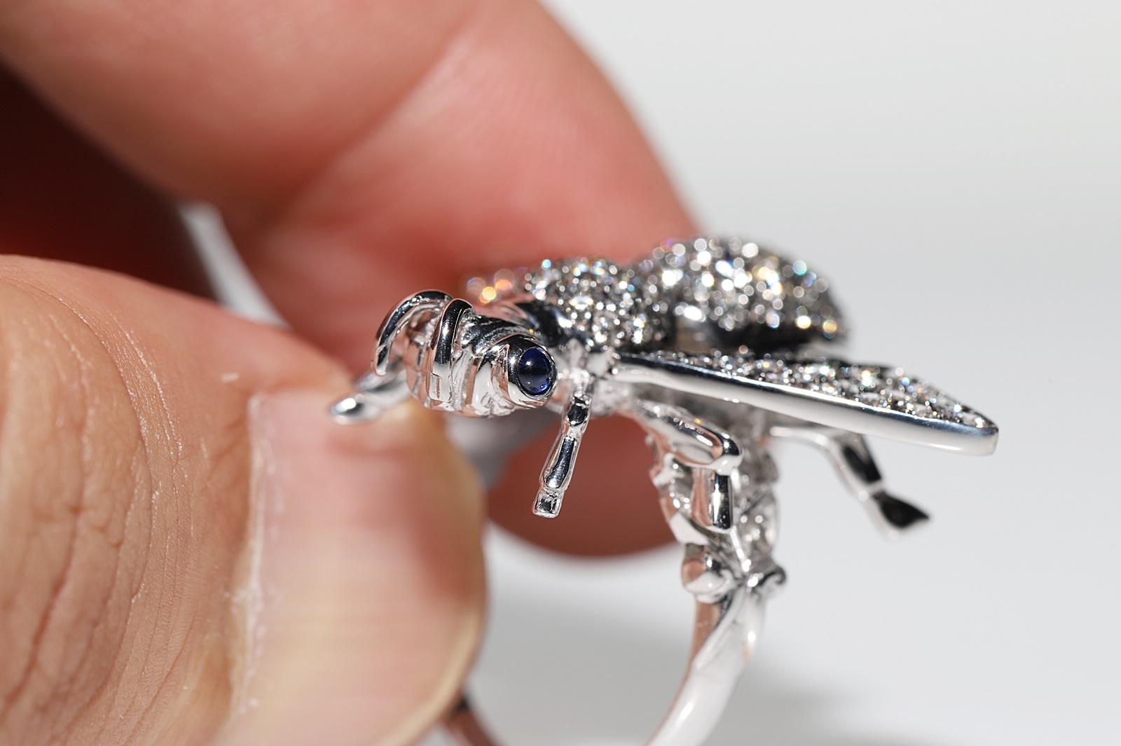 Vintage 18k Gold Natural Diamond And Sapphire Fly Decorated Strong Ring For Sale 6