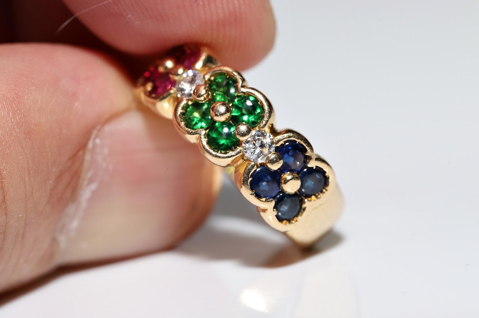 Vintage 18k Gold Natural Diamond And Tsavorite And Ruby Sapphire Decorated Ring For Sale 7