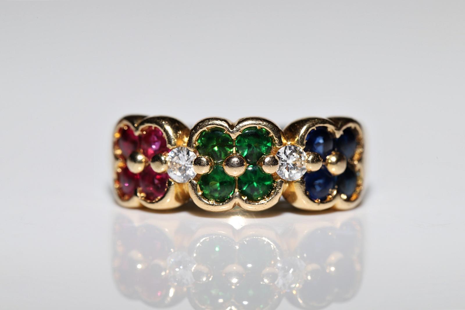 Vintage 18k Gold Natural Diamond And Tsavorite And Ruby Sapphire Decorated Ring For Sale 1