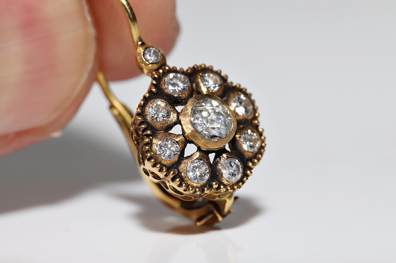 18 Karat Gold Natürlicher Diamant-Cocktail-Ohrring mit Dekoration  im Angebot 3