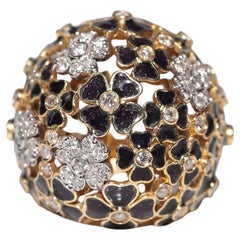 Vintage 18k Gold Natural Diamond Decorated Flowers Enamel Ring