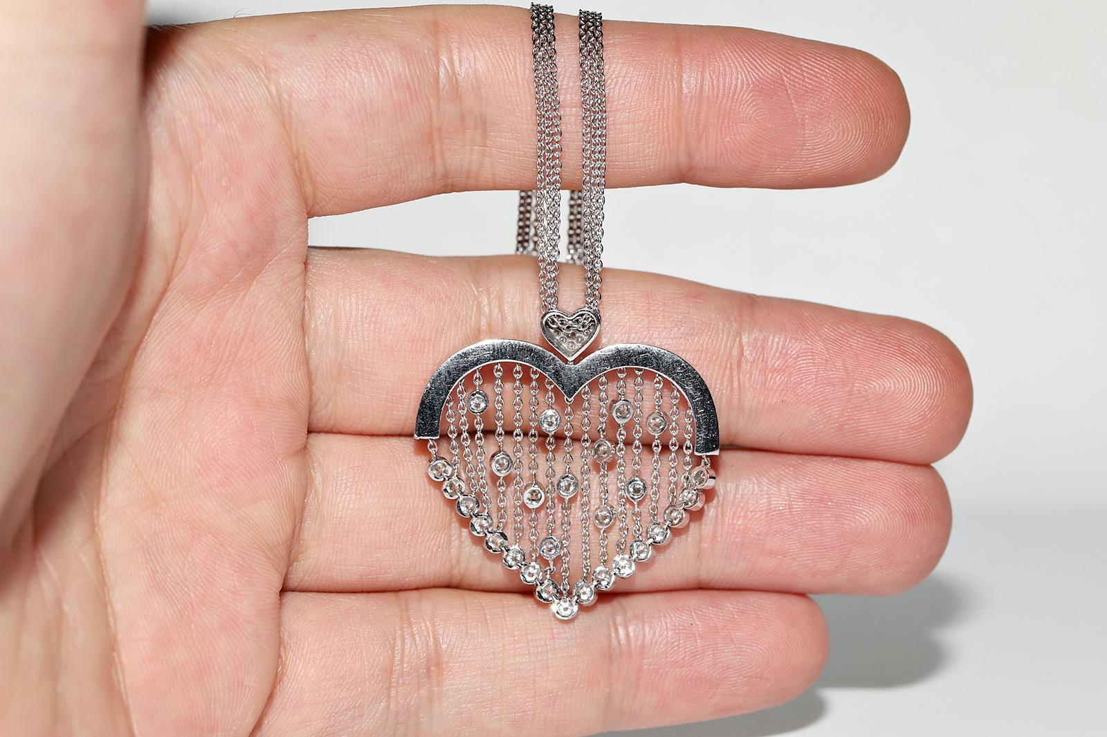 Vintage 18k Gold Natural Diamond Decorated Heart Pendant Necklace  For Sale 6