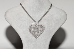 Vintage 18k Gold Natural Diamond Decorated Heart Pendant Necklace