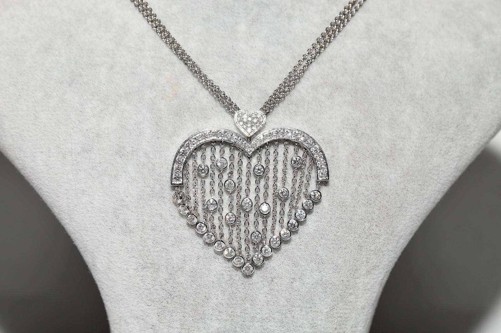 Retro Vintage 18k Gold Natural Diamond Decorated Heart Pendant Necklace  For Sale