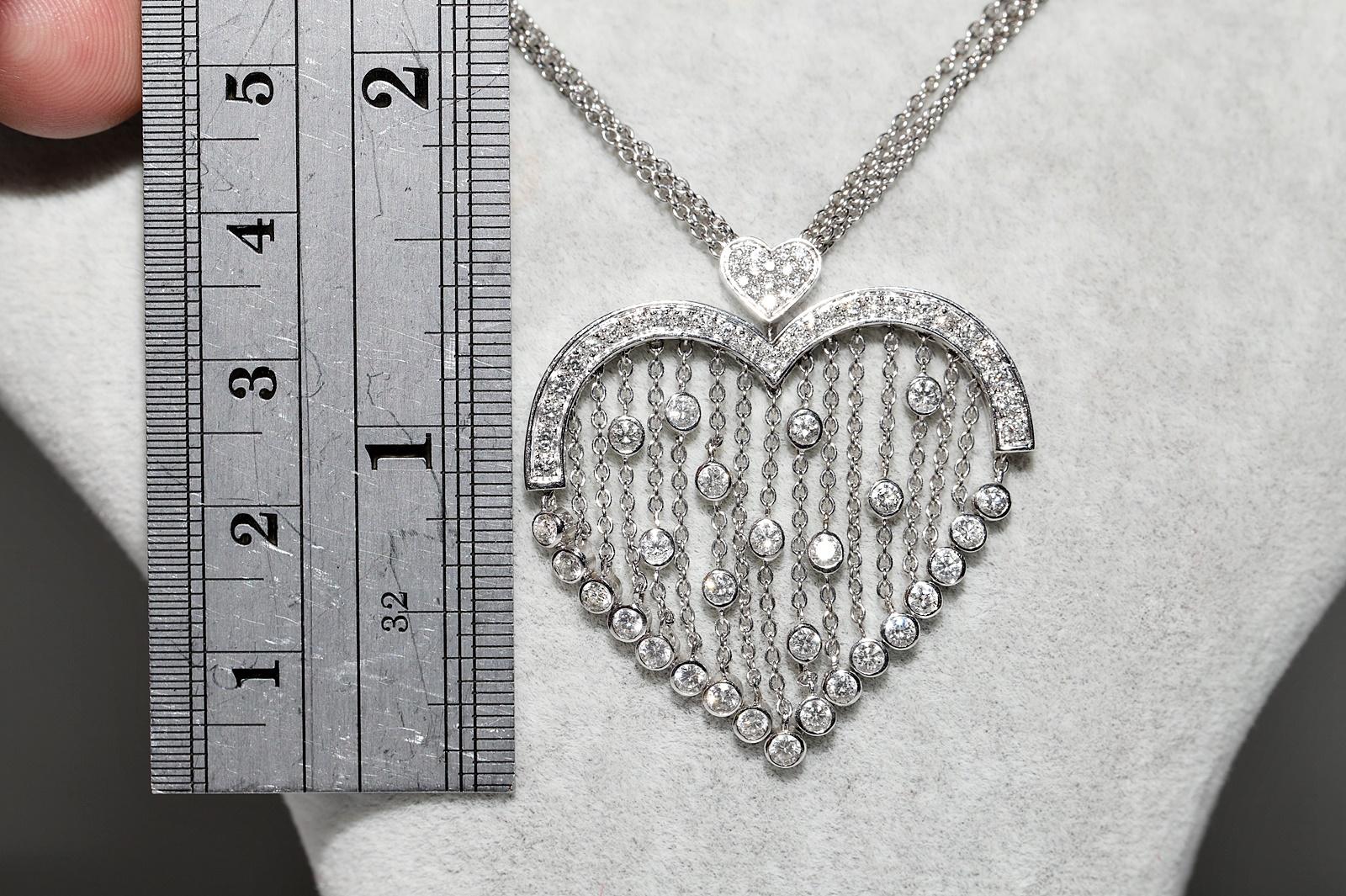 Brilliant Cut Vintage 18k Gold Natural Diamond Decorated Heart Pendant Necklace  For Sale
