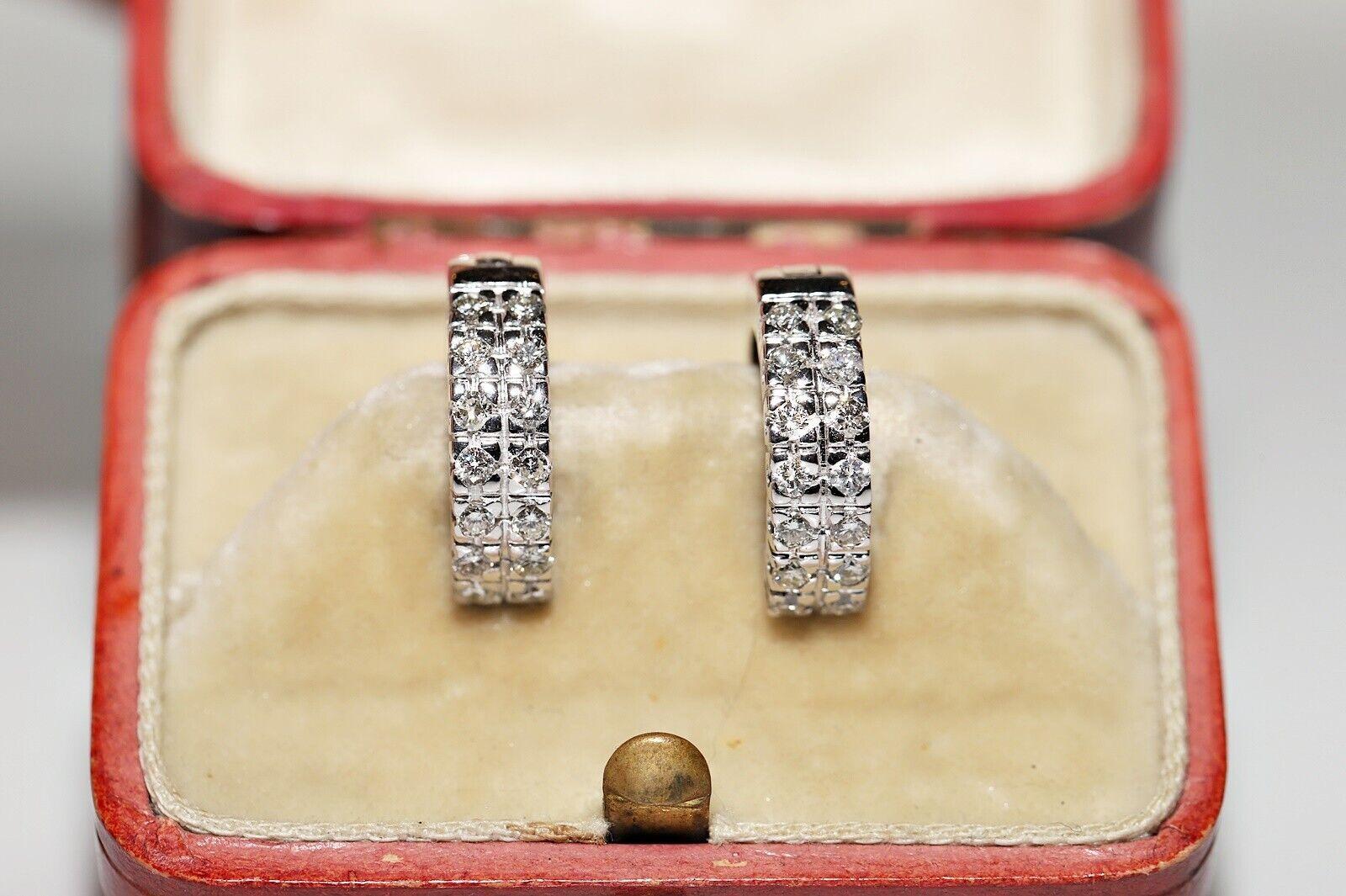 Boucles d'oreilles vintage en or 18k ornées de diamants naturels en vente 5