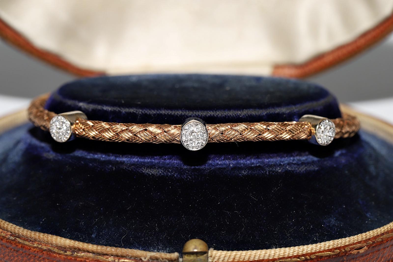 18 Karat Gold natürliches, verziertes, hübsches Vintage-Armband mit Diamanten  (Retro) im Angebot