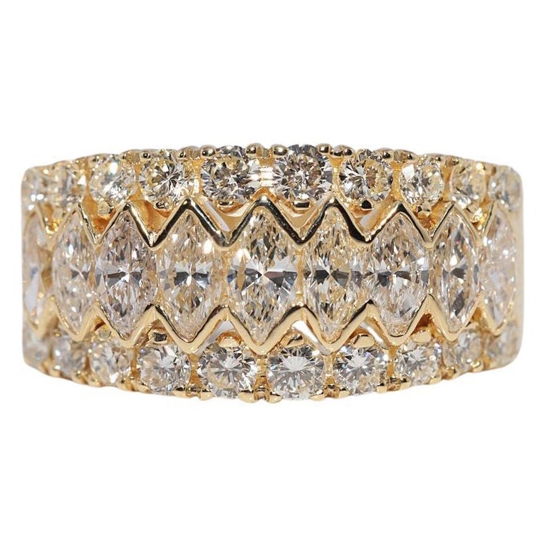 Vintage 18k Gold Natural Marquise Cut And Brilliant Cut Diamond Band Ring