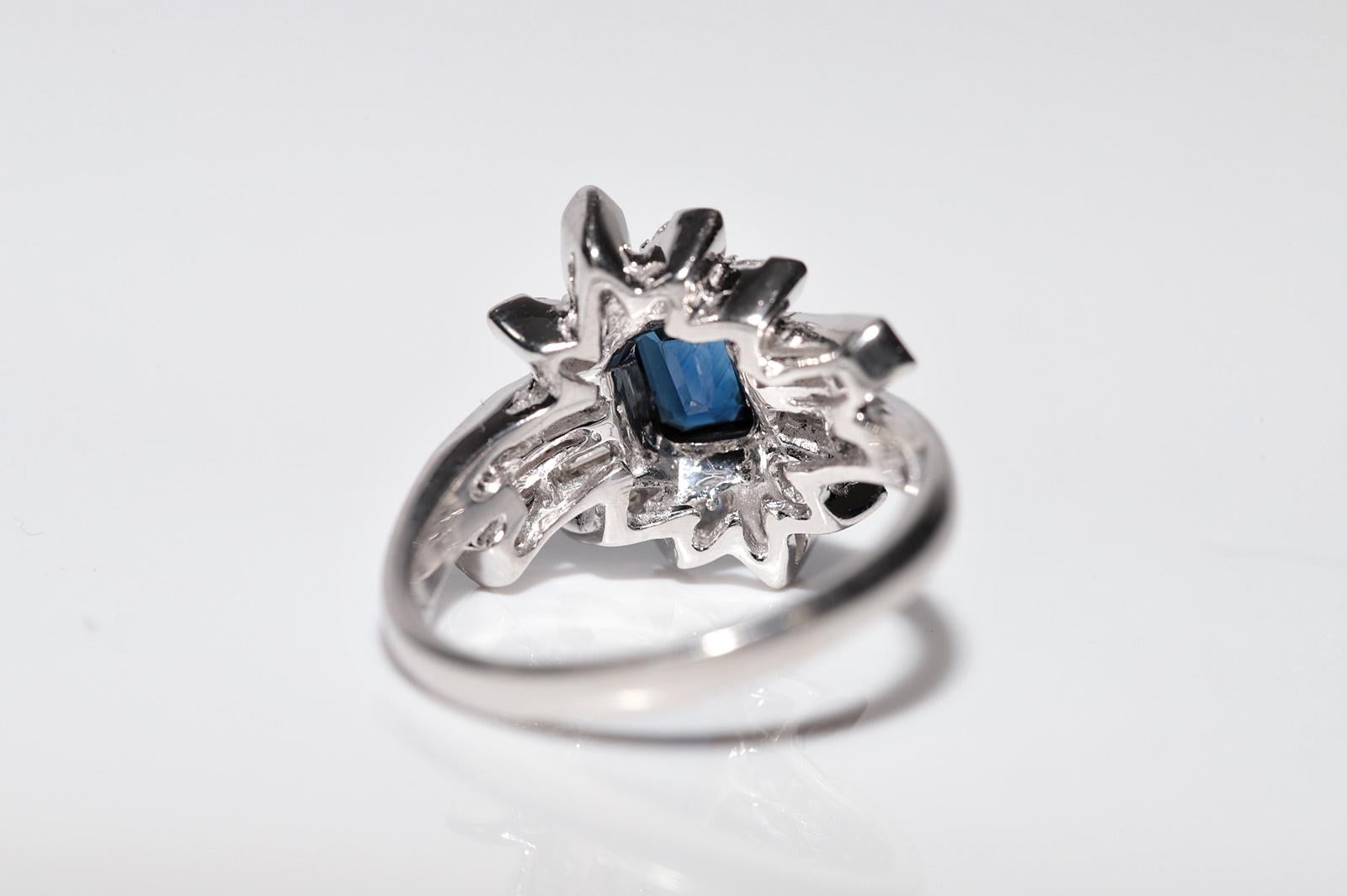 Vintage 18k Gold Natural Pear And Baguette Cut Diamond And Sapphire Ring For Sale 1