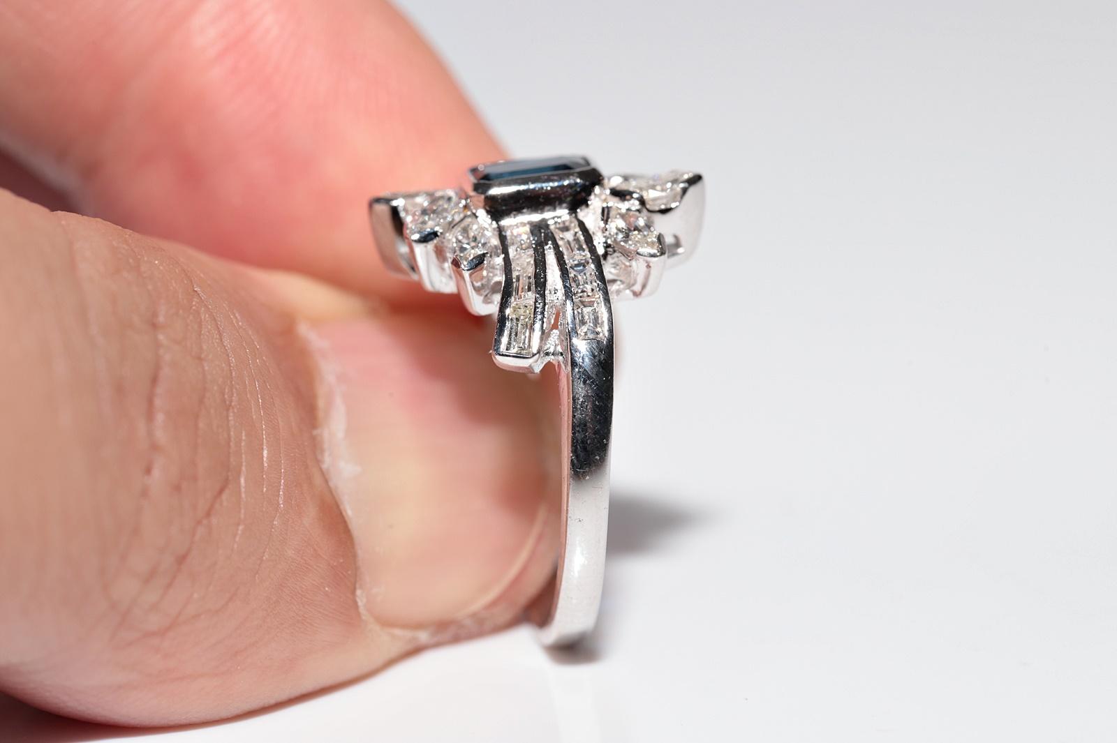 Vintage 18k Gold Natural Pear And Baguette Cut Diamond And Sapphire Ring For Sale 2