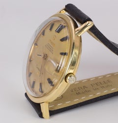 18 Karat Gold Omega Constellation Chronometer Automatic Wrist Watch, 1960s