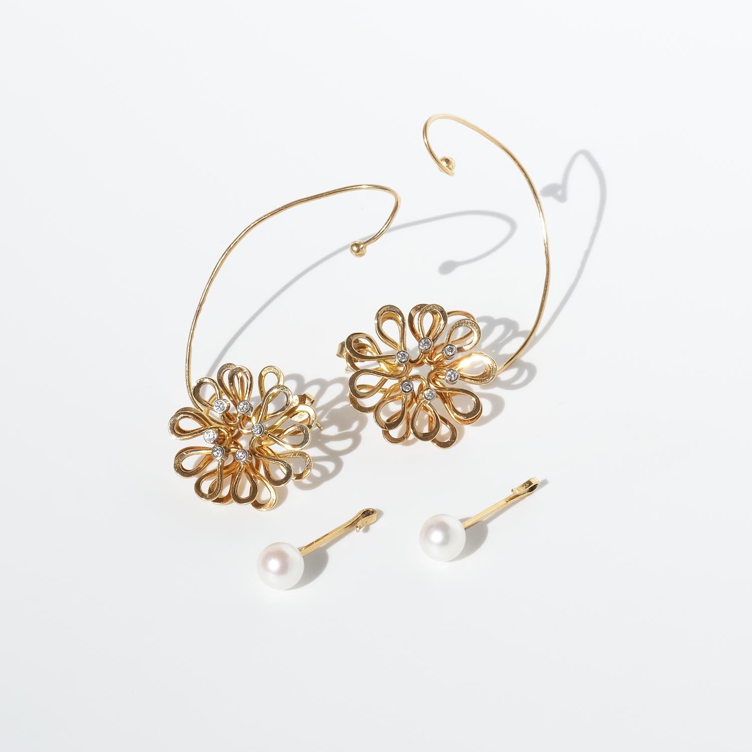 Vintage 18K Gold, Pearl and Diamonds Earrings by Sigurd Persson Made 1969 In Good Condition In Stockholm, SE