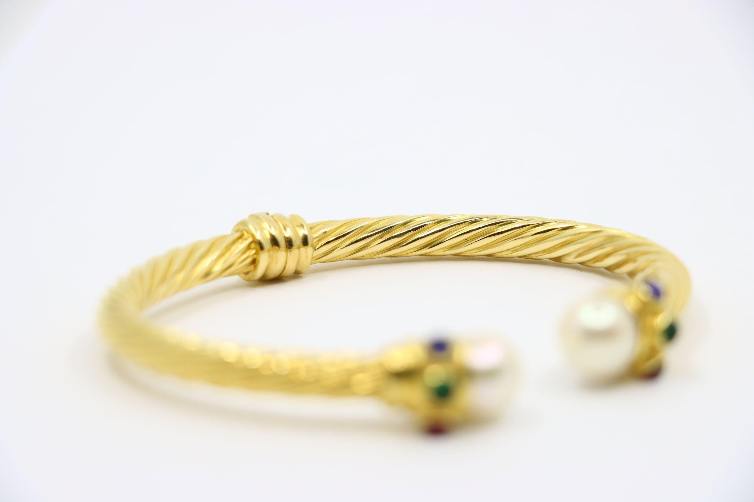 Bracciale vintage in oro 18 carati con perle, rubini, zaffiri e smeraldi in vendita 5