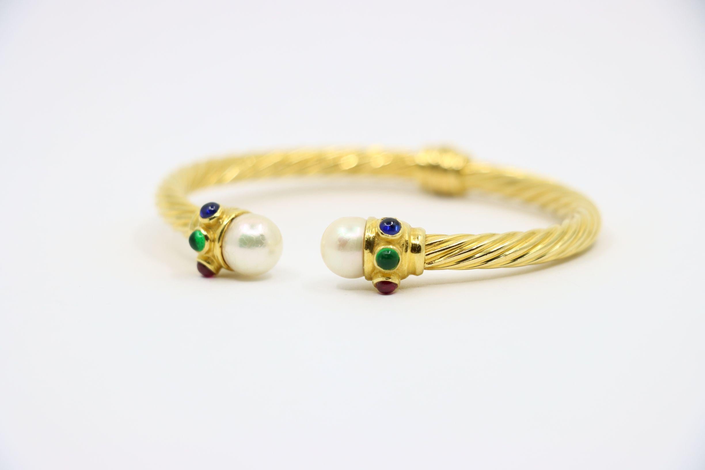 Bracciale vintage in oro 18 carati con perle, rubini, zaffiri e smeraldi in vendita 6
