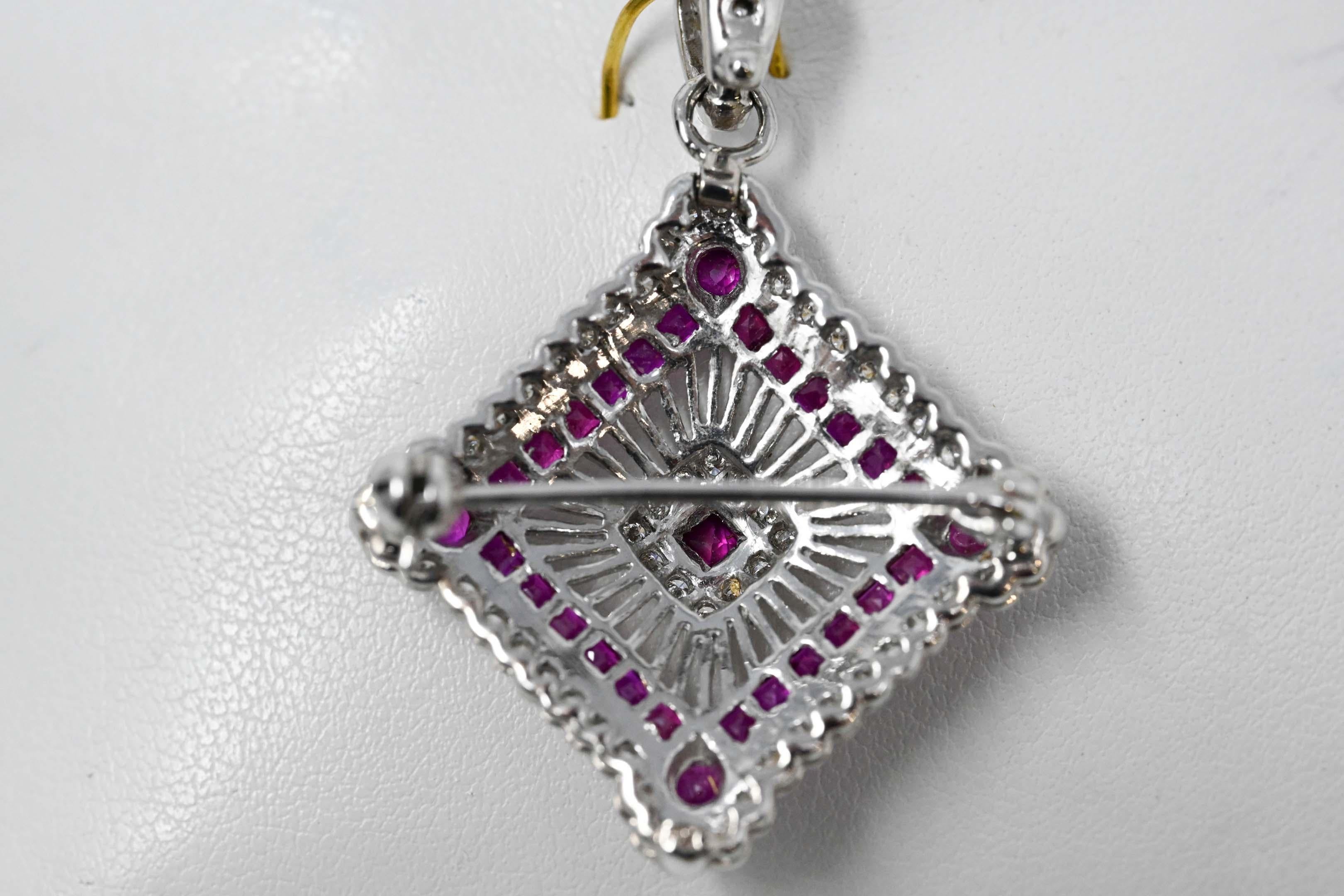 Colgante vintage de oro de 18k Diamantes y rubíes Corte brillante en venta