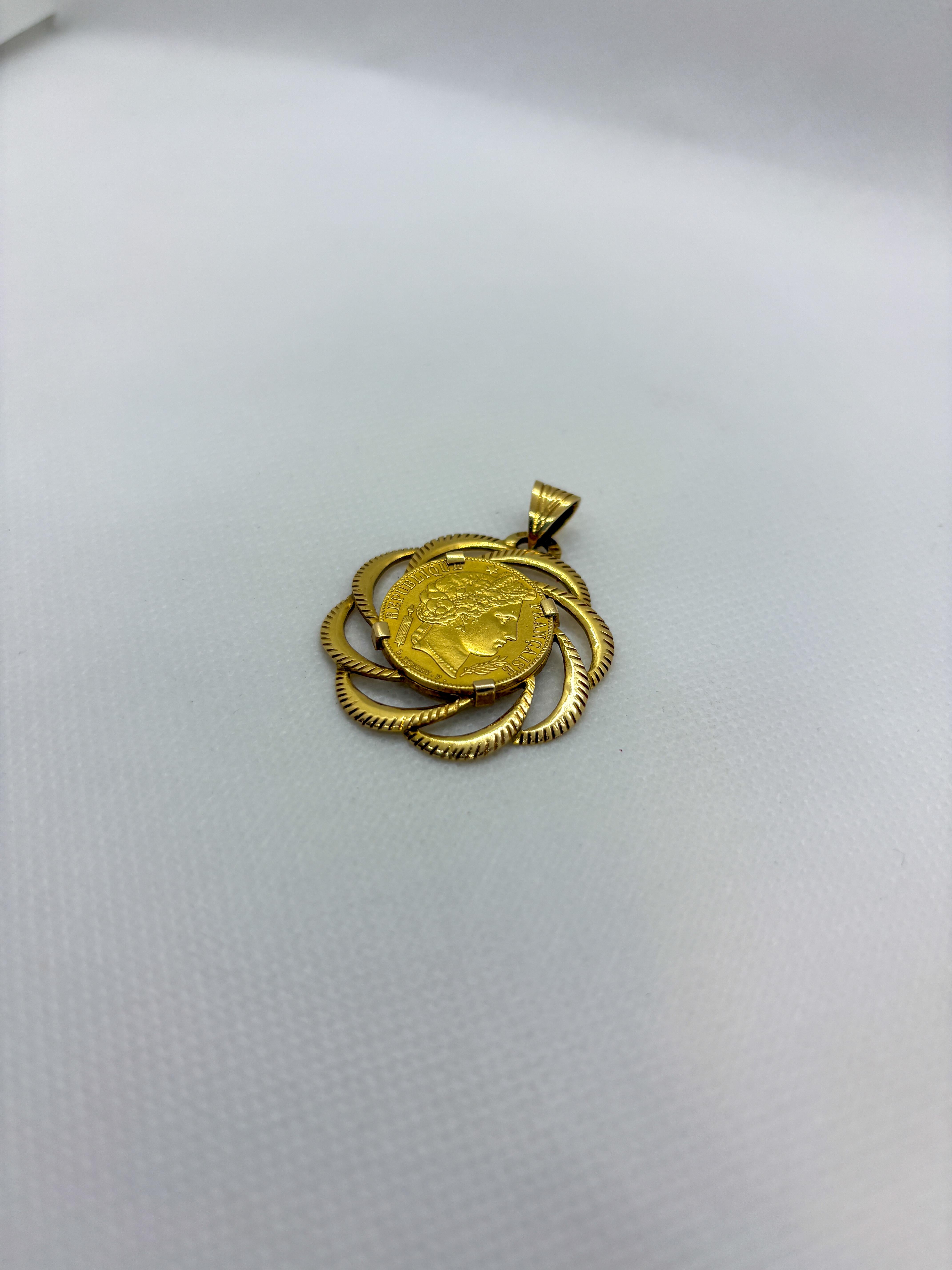 Pendentif Vintage en or 18k représentant une pièce de 20 Francs Cérès (1851 A) - Aigle Français en vente 3