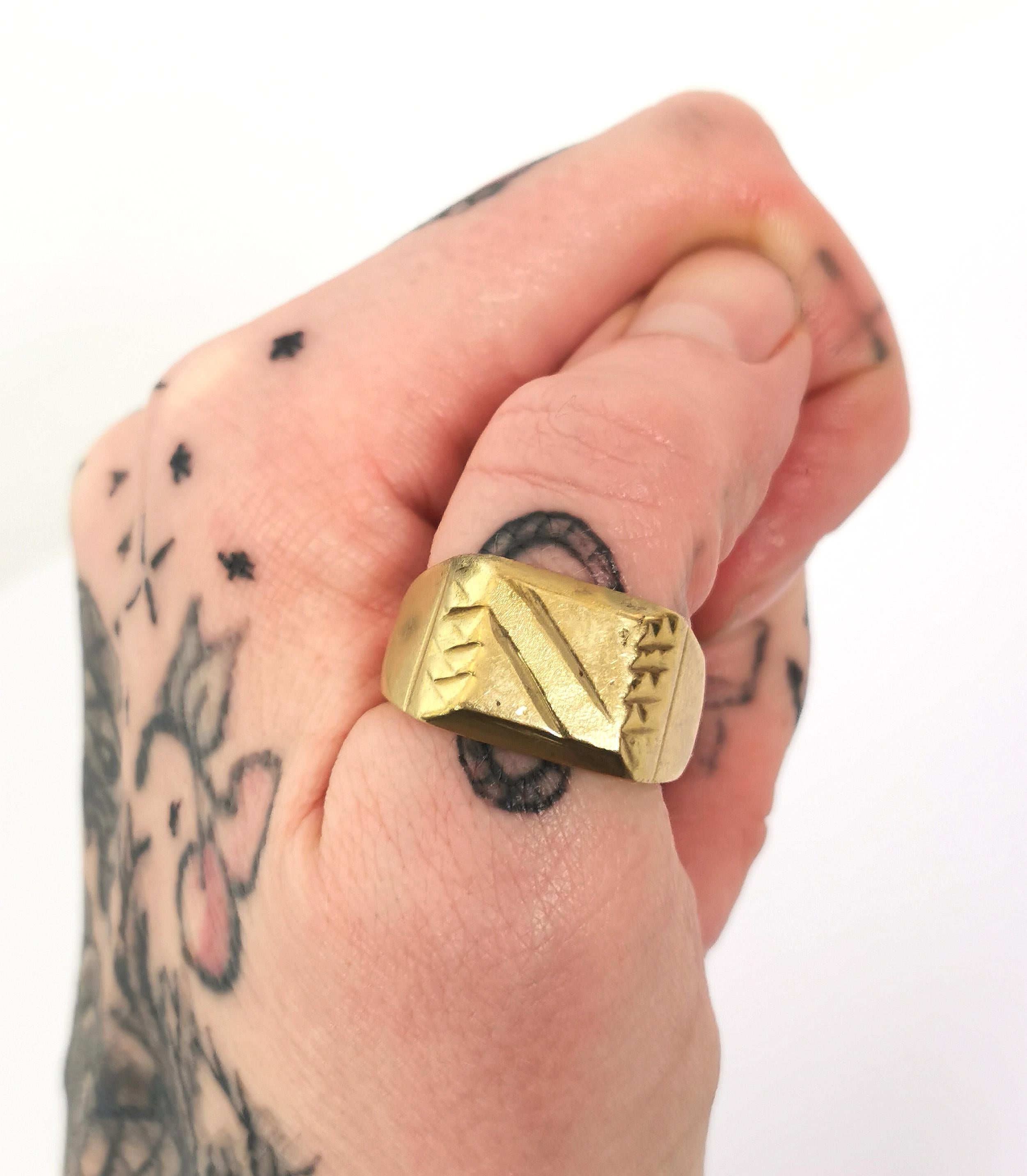 Women's or Men's Vintage 18k gold plated signet ring, c1970s