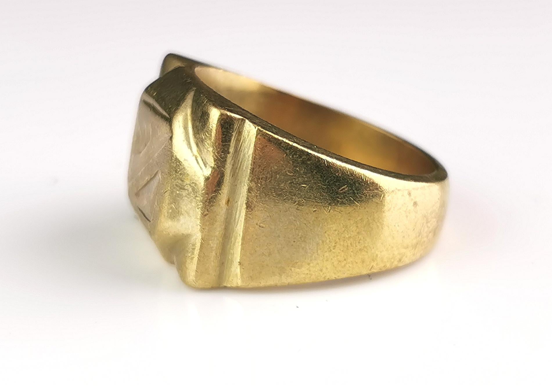 Retro Vintage 18k gold plated signet ring, heavy, 1970s 
