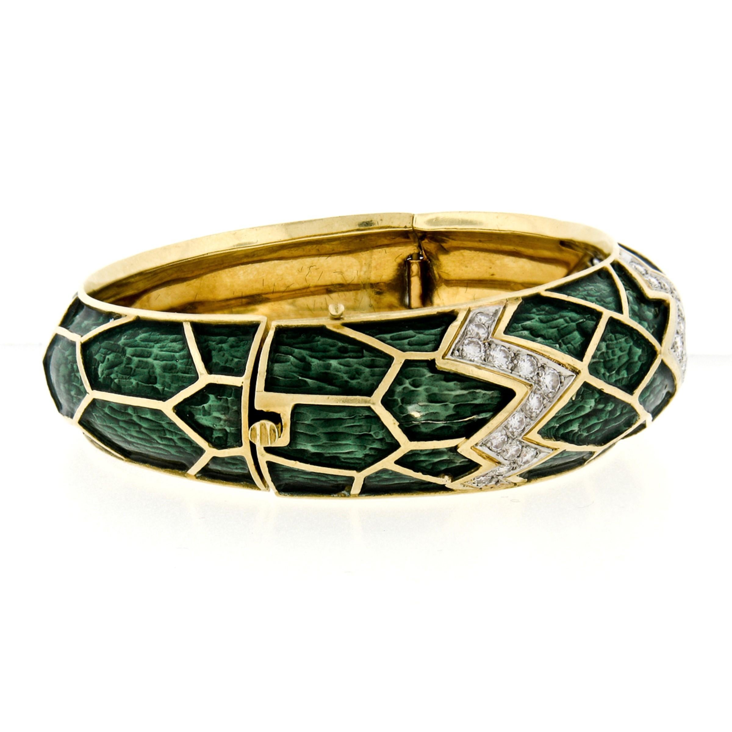 Women's Vintage 18k Gold & Platinum 1.75ctw Diamond Green Enamel Hinged Bangle Bracelet