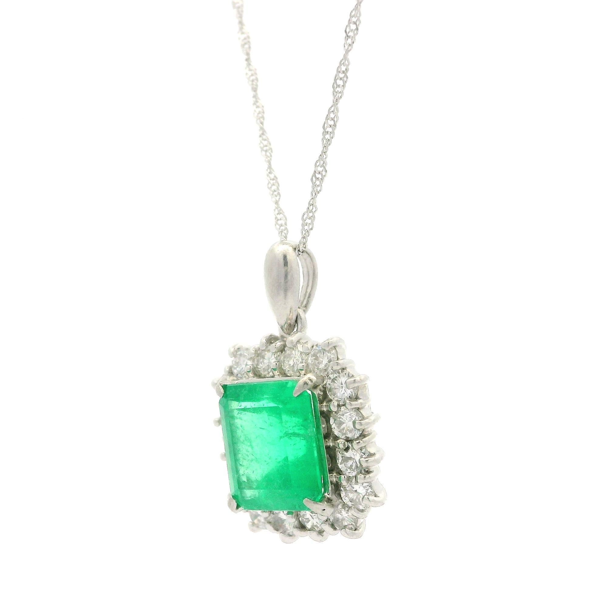 Vintage 18k Gold Platinum GIA 3.02ctw Colombian Emerald Diamond Pendant Necklace For Sale 3