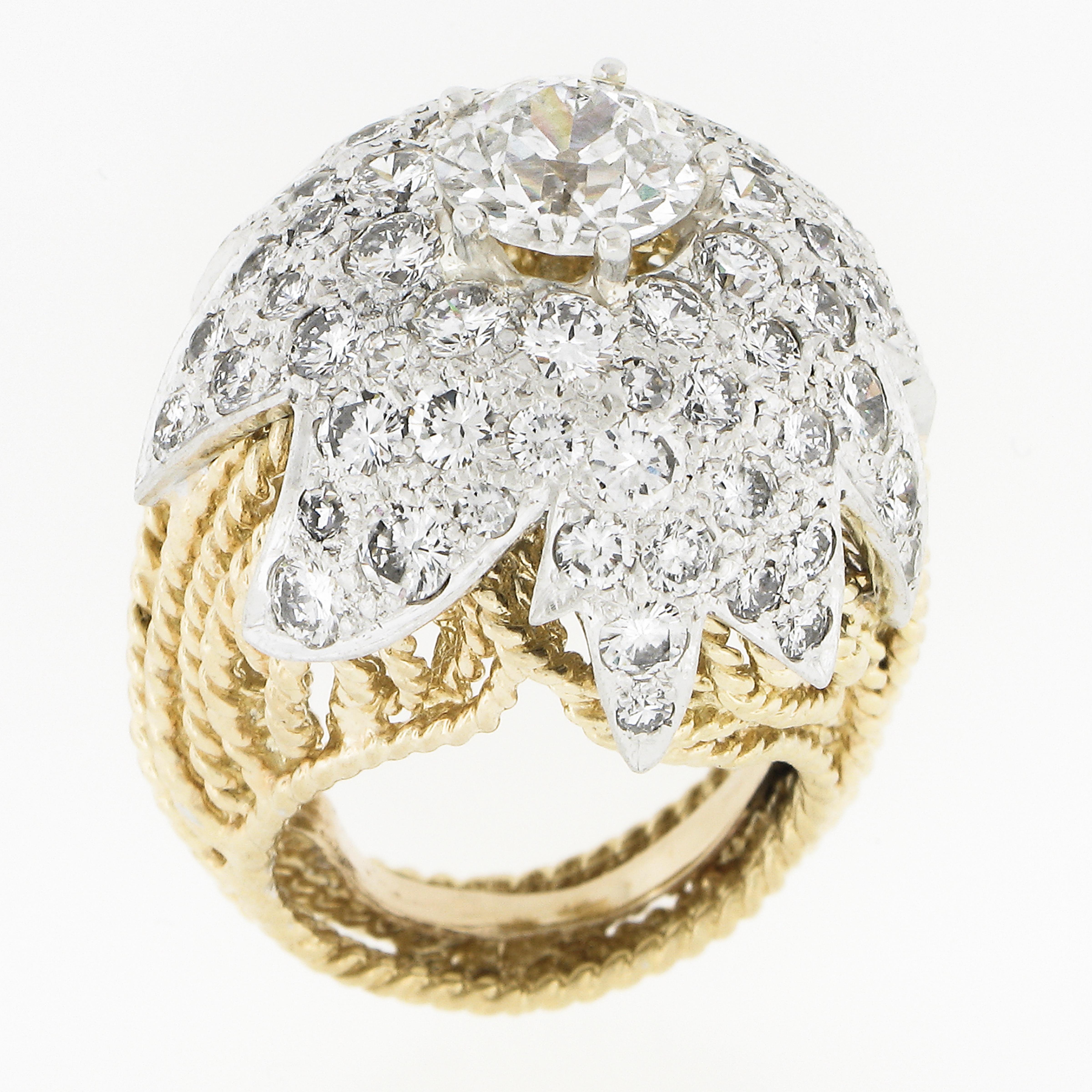Anello da cocktail d'epoca in oro 18k e platino GIA Old Diamond Floral Star Wire Work in vendita 3