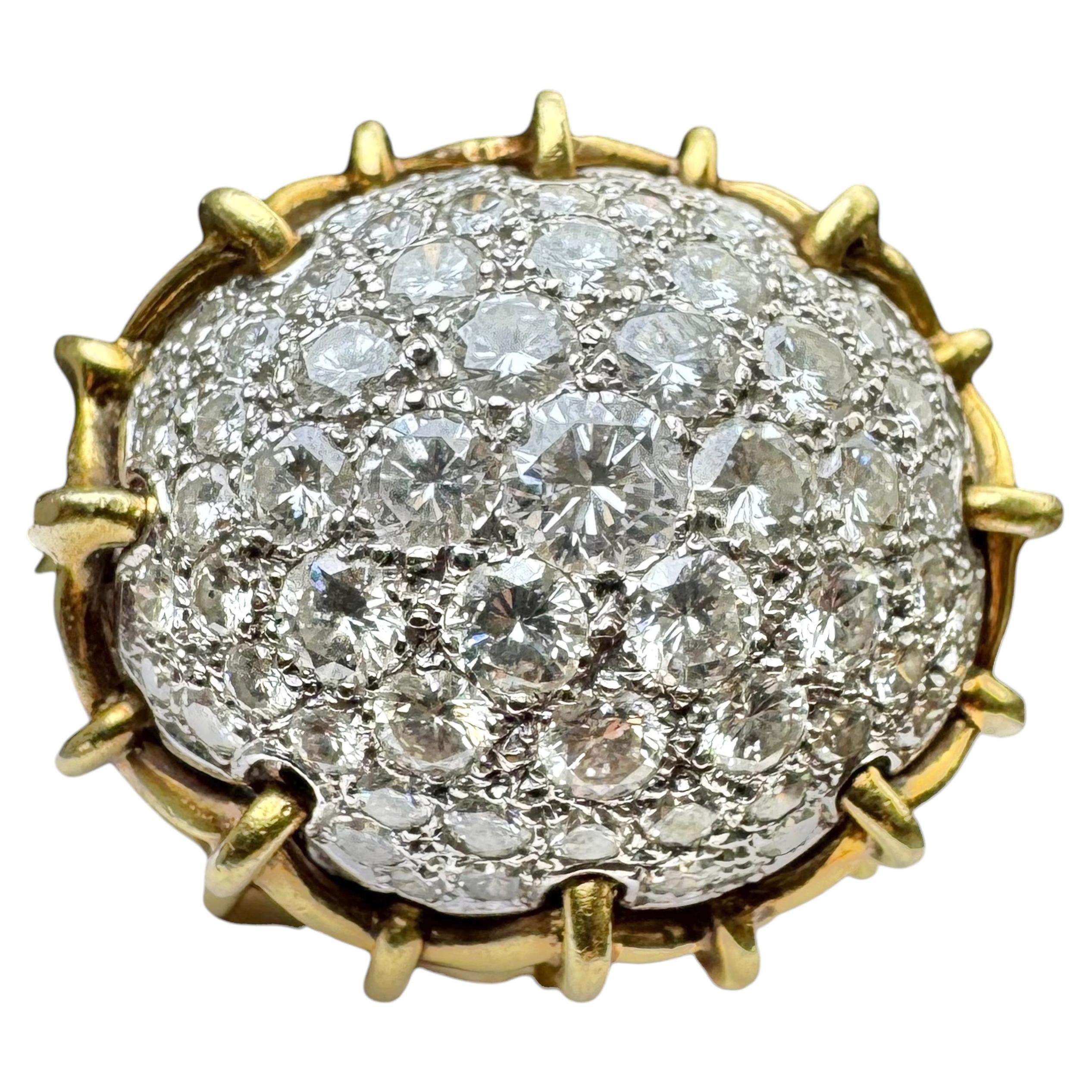 Vintage-Ring aus 18-karätigem Gold und Platin mit Pavé-Diamanten und gewölbter Kuppel