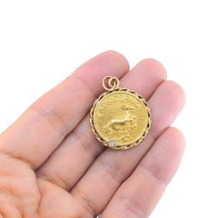 Vintage 18k Gold Reversible Capricorn Pisces Zodiac Pendant Diamond Accent