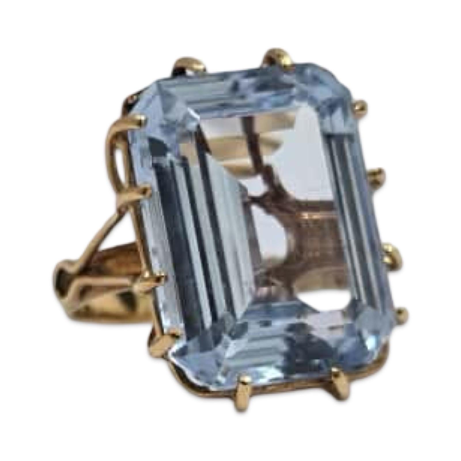 Vintage 18K Gold Ring mit 20ct Aquamarin Mid-Century Smaragd-Schliff Statement (Smaragdschliff) im Angebot