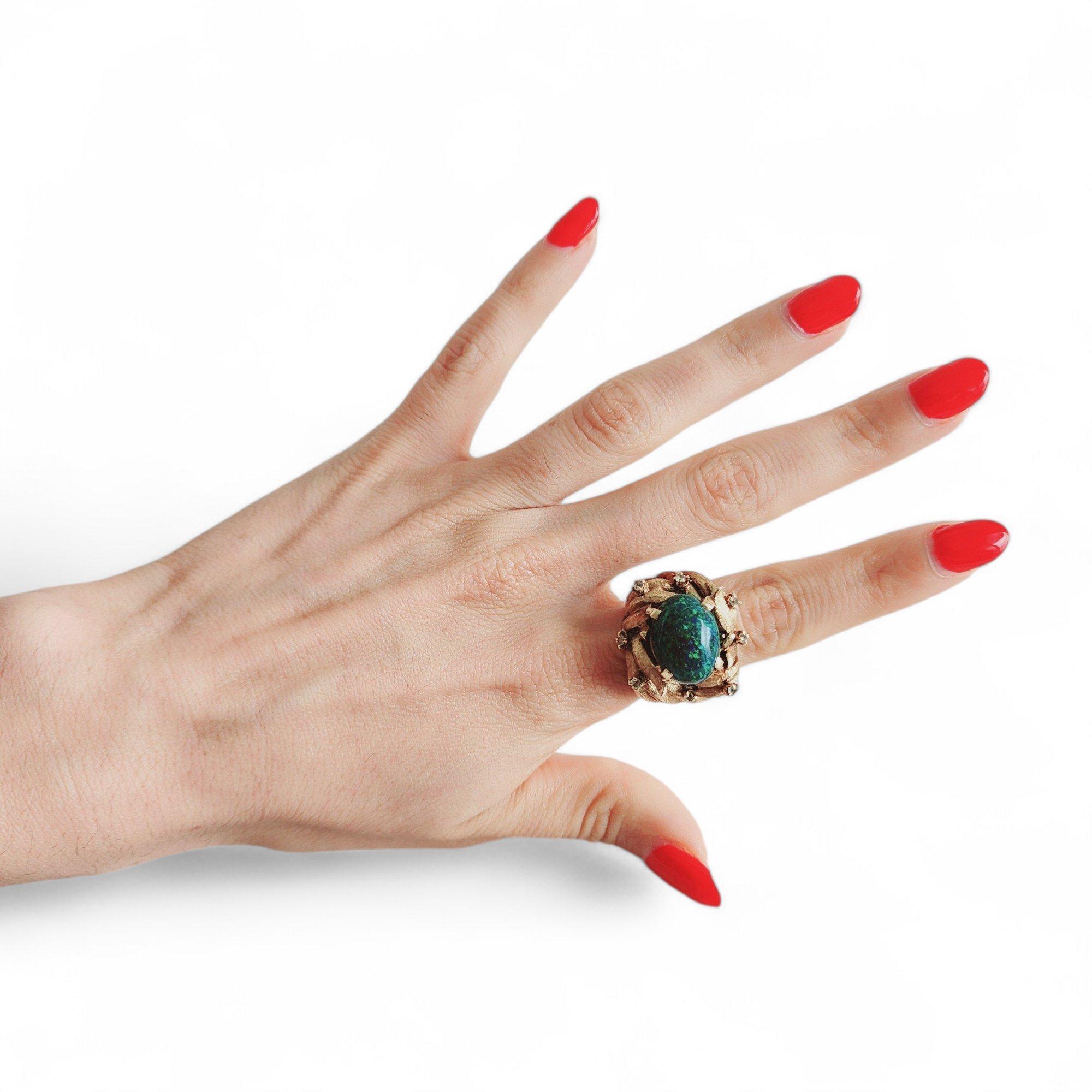 Vintage  18k Gold Ring with Black Opal & Diamonds For Sale 2