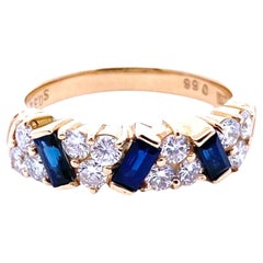 Anillo vintage de oro de 18 quilates con zafiro y diamantes