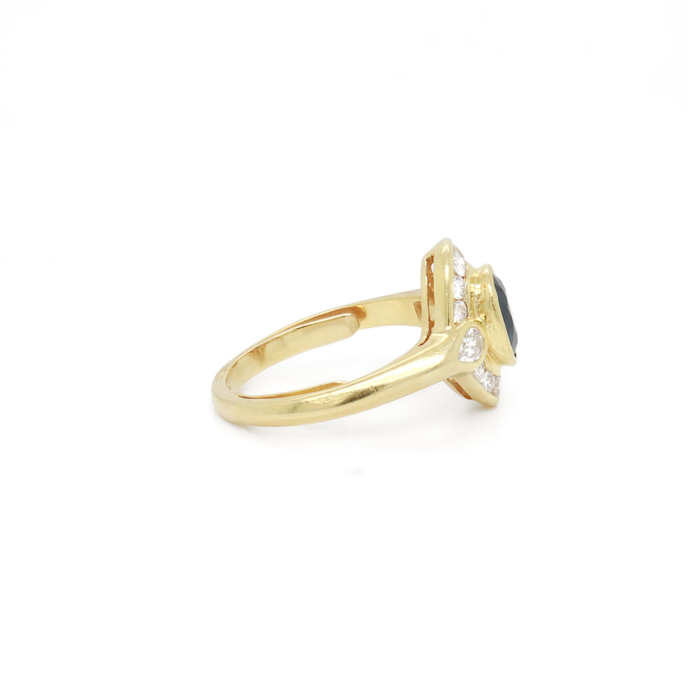 Vintage 18K Gold, Sapphire, and Diamond Cocktail Ring For Sale 4