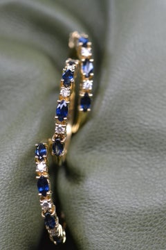 Vintage 18k Gold Sapphire and Diamond Marquise Ring