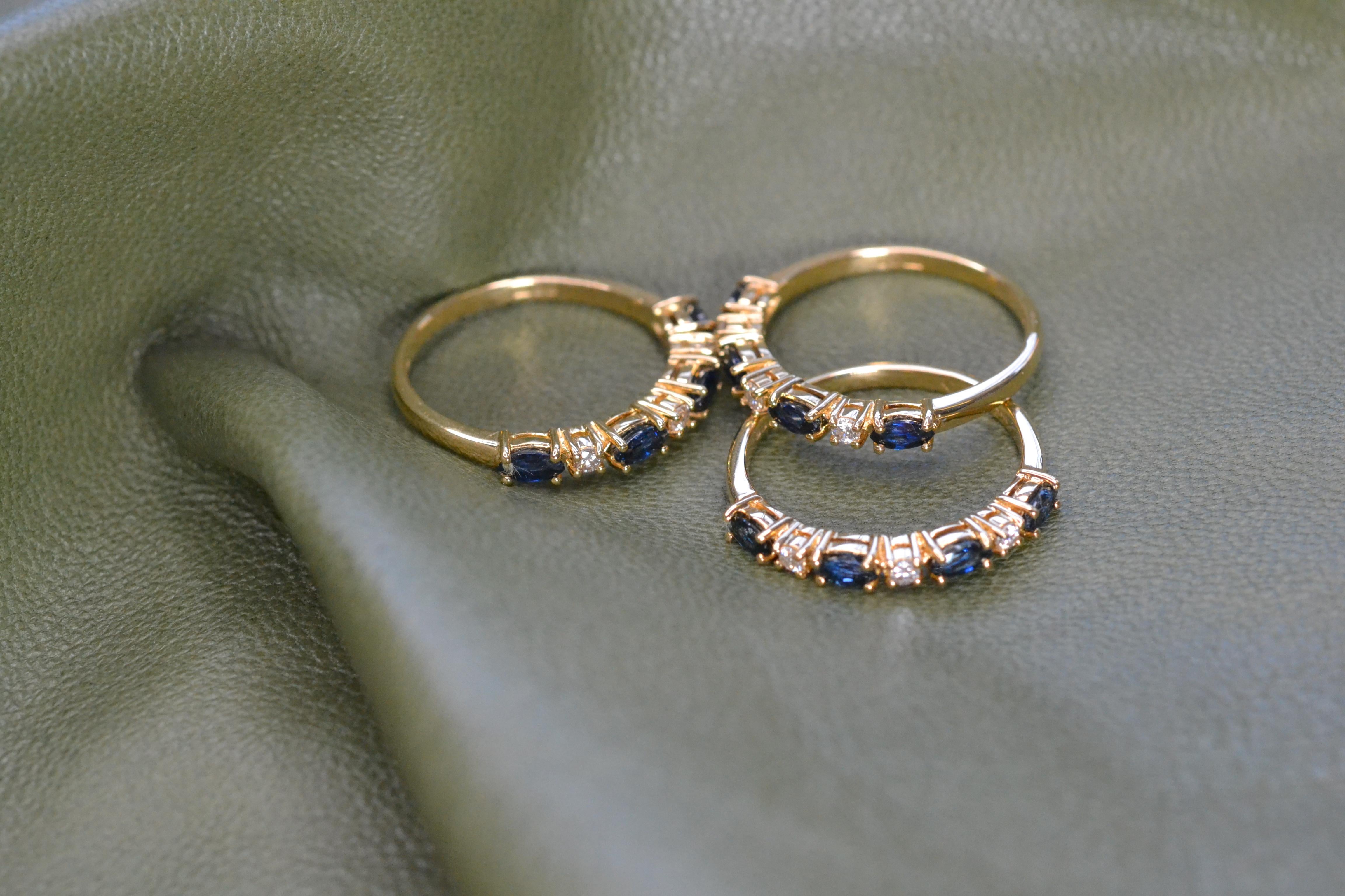Women's Vintage 18k Gold Sapphire and Diamond Marquise Ring For Sale