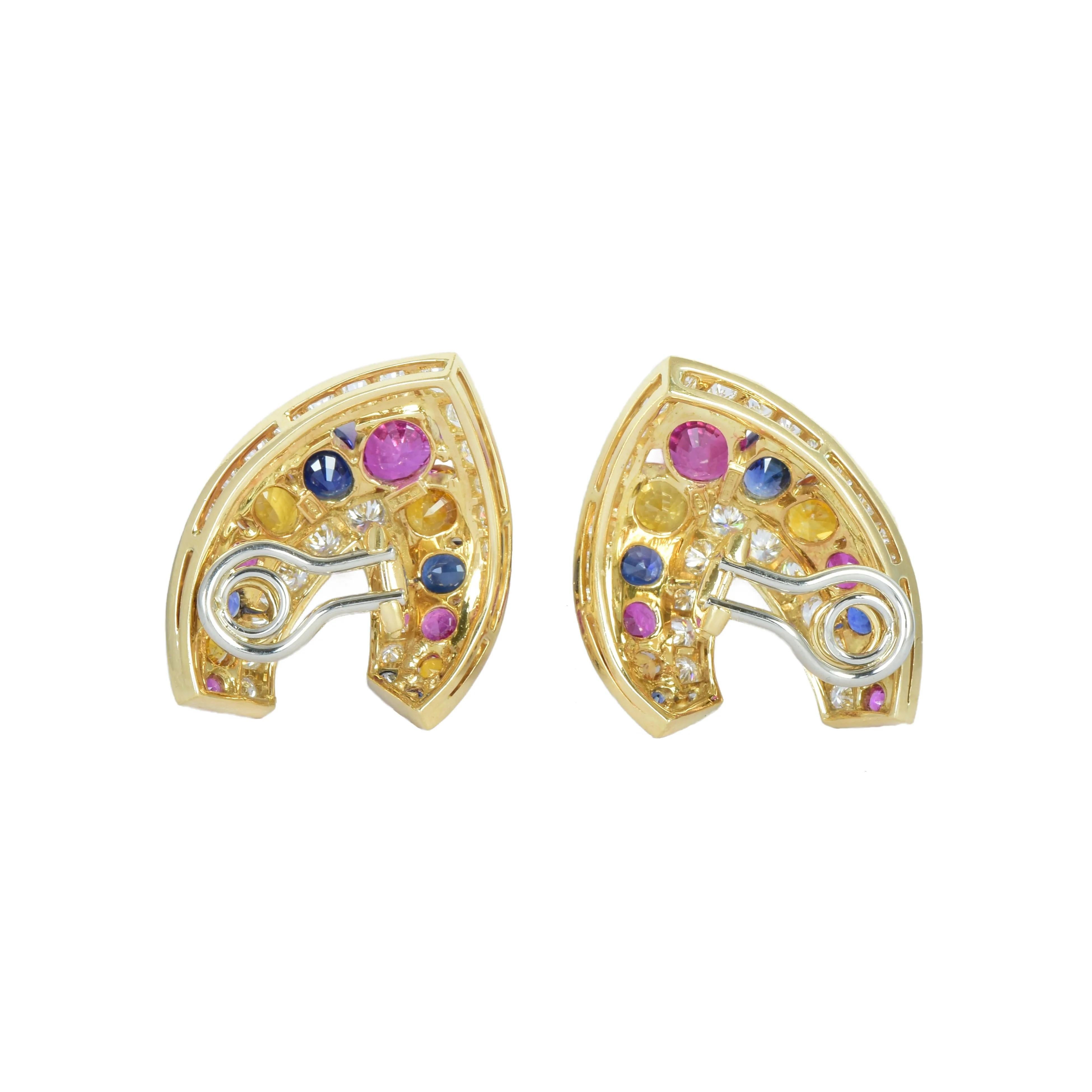 Contemporary Vintage 18k Gold Sapphire & Diamond Earrings For Sale