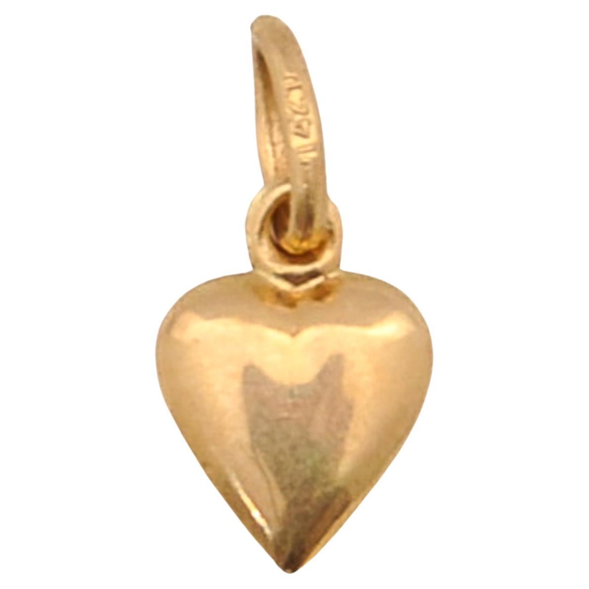 Vintage 18k Gold Diamond Heart Pendant For Sale at 1stDibs